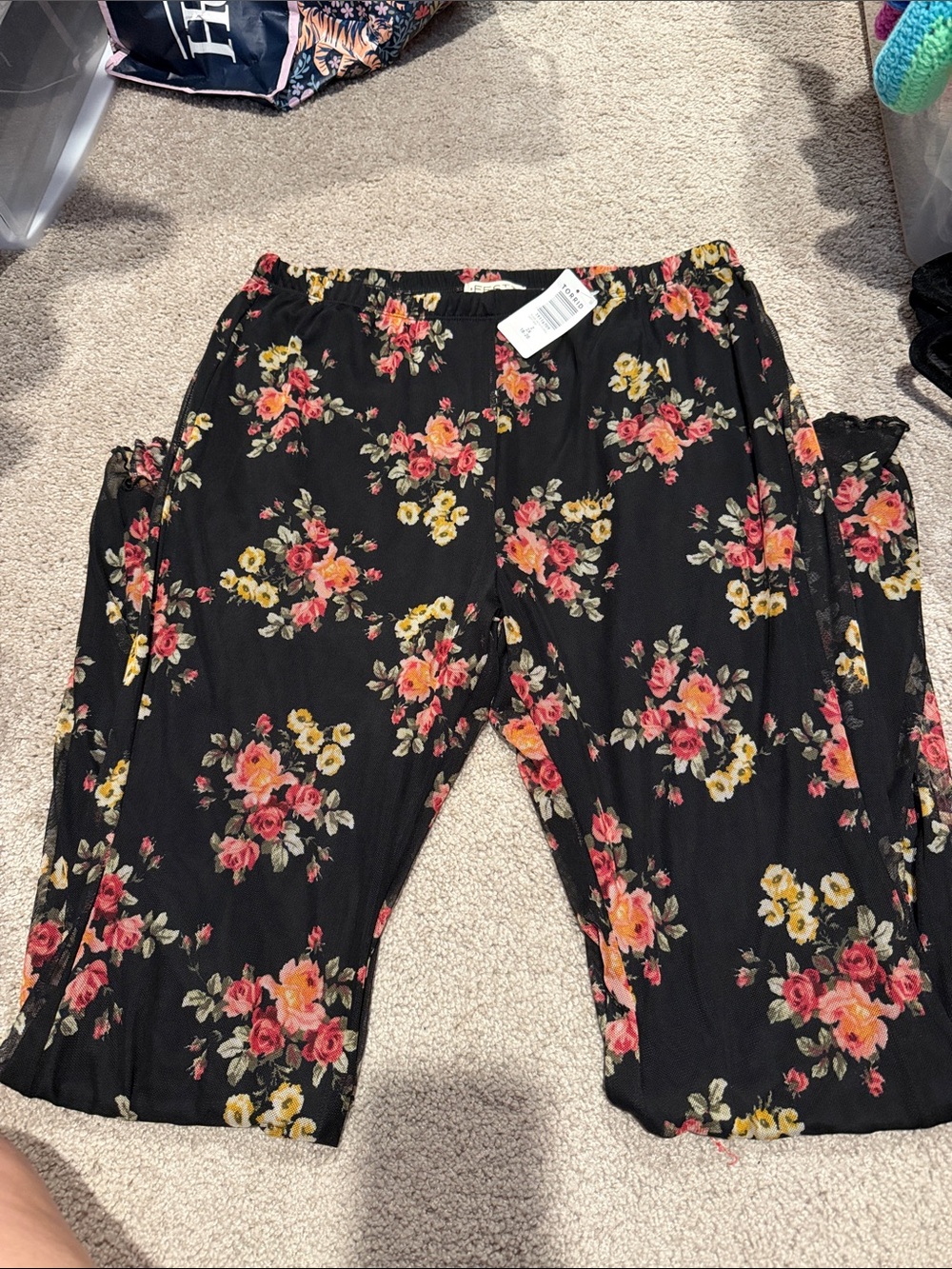 NWT torrid Black Floral Pull-On pants with Pink & Yellow Blooms